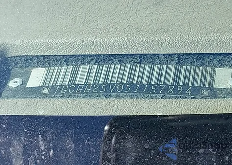 2005 Chevrolet Express из США, поврежденный, VIN 1GCGG25V051157894